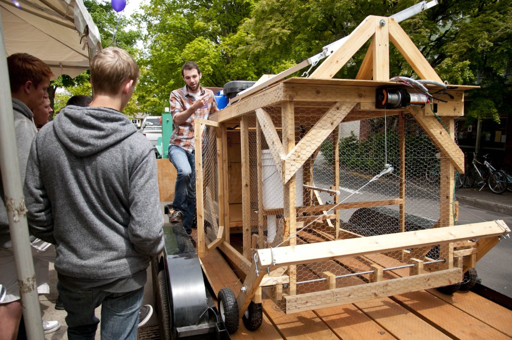 Automated mobile chicken coop « Engineering Stories