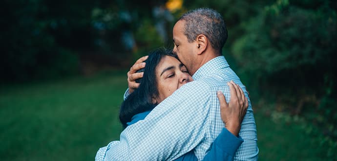 couple hugging