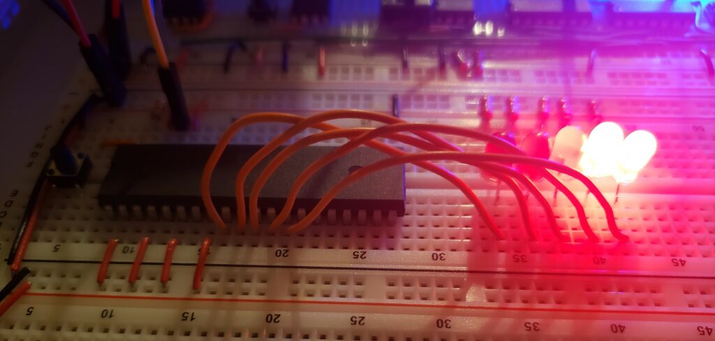 connecting the 6502 to output address buss and connection to LEDs to see stuff as a human